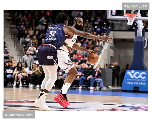 哈登季前赛三场手感低迷 外线命中率跌至个位数表现令人担忧