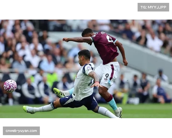 索兰克里沙利松热刺锋线 两人上季合计贡献21球